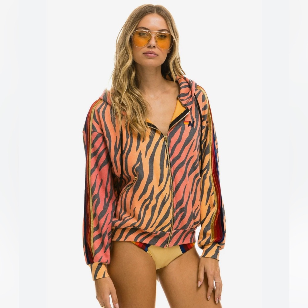 CLASSIC RELAXED ZIP HOODIE WITH POCKETS - TIGER